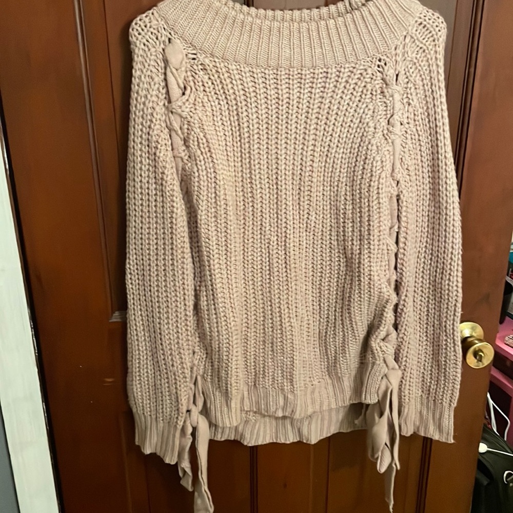 Women’s rose pink sweater